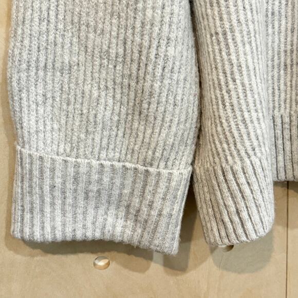 TOPSHOP Supersoft Wide Sleeve Turtleneck Sweater SZ L Grey Cozy Knit - Picture 4 of 10